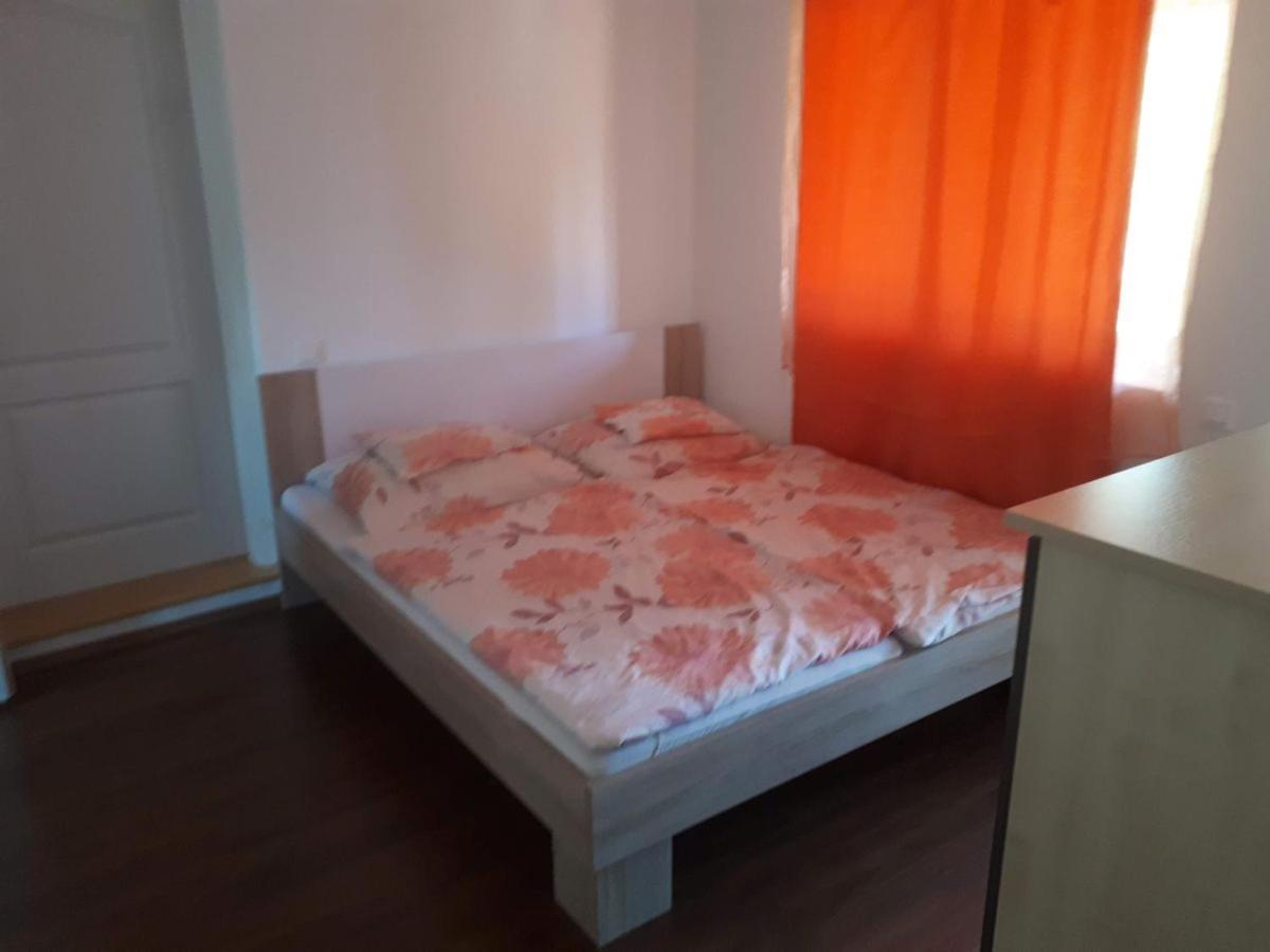 Ferienhaus Judit Alsóörs المظهر الخارجي الصورة
